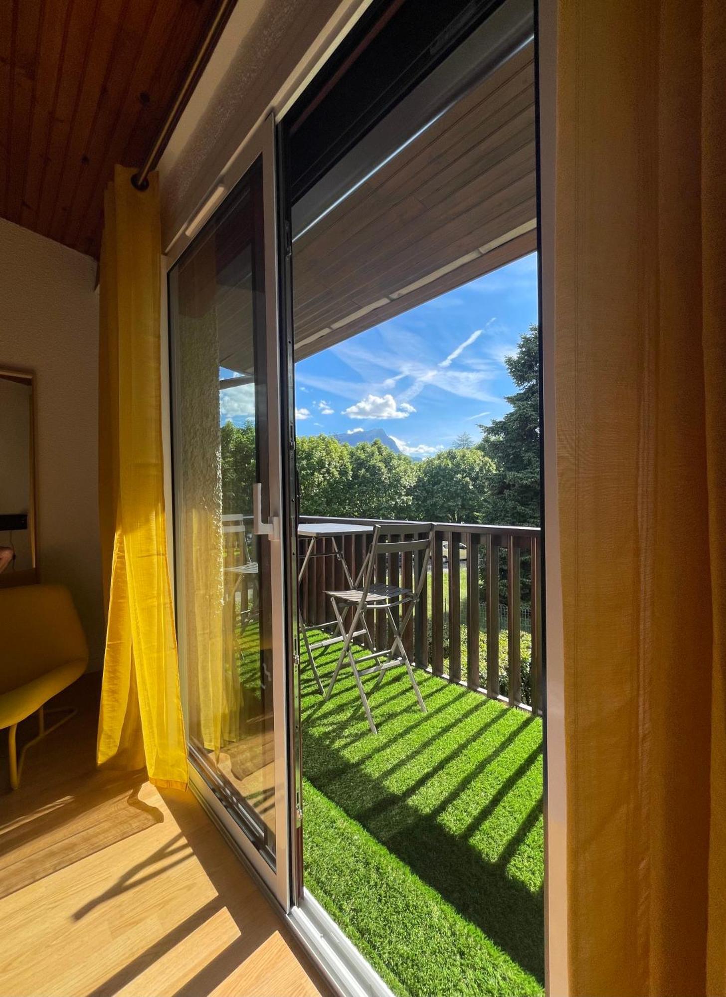 Maison Tres Agreable Avec Exterieurs, Bien Situee Au Plan D'Eau Embrun Ngoại thất bức ảnh